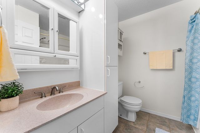 42 Village Brook Ln. 42, Natick, MA 01760