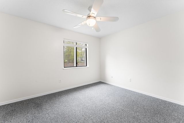 42 Village Brook Ln. 42, Natick, MA 01760