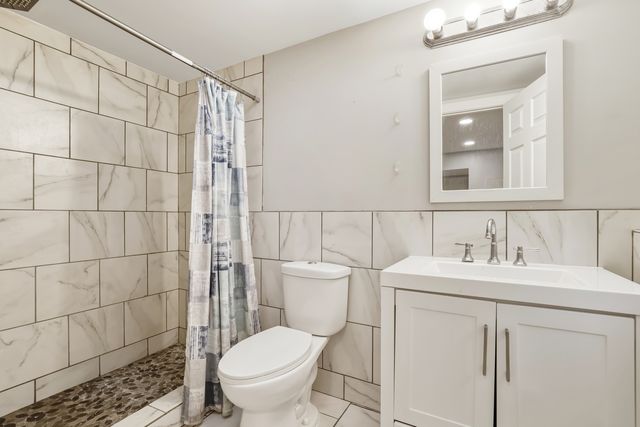 16037 Marshfield Avenue, Harvey, IL 60426