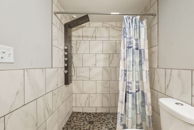 16037 Marshfield Avenue, Harvey, IL 60426