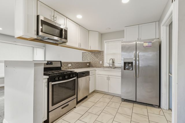 16037 Marshfield Avenue, Harvey, IL 60426