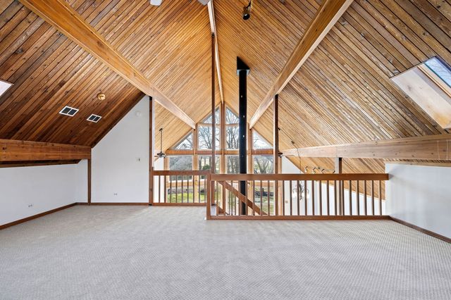 5N584 Dunham Trails Road, Wayne, IL 60184