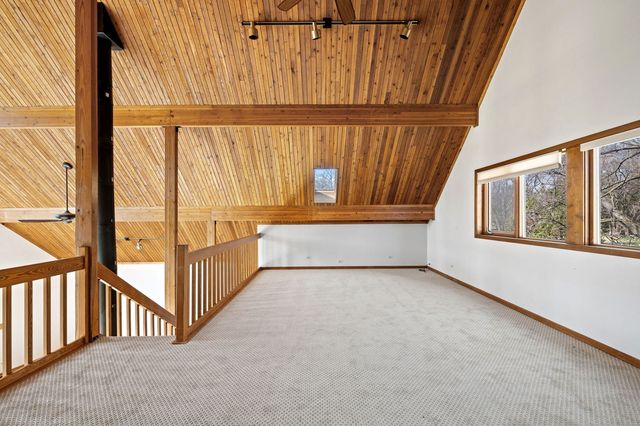 5N584 Dunham Trails Road, Wayne, IL 60184
