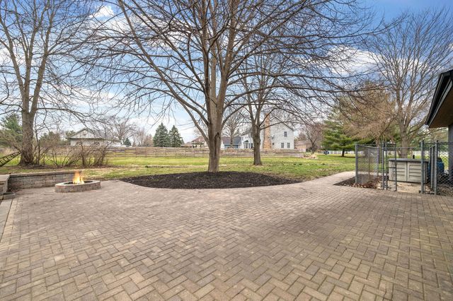5N584 Dunham Trails Road, Wayne, IL 60184