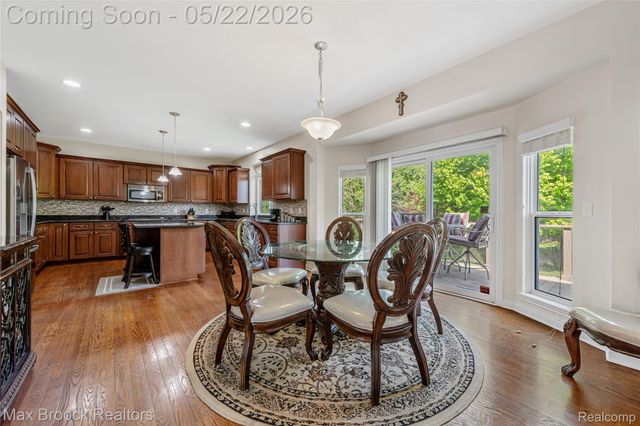1171 Cambria Drive, Troy, MI 48085