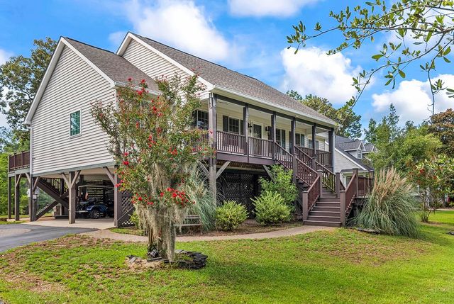 1870 Gray Oaks Dr., Conway, SC 29526