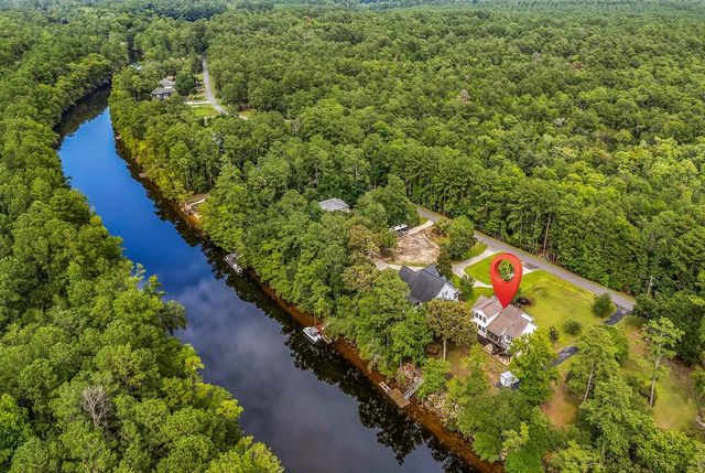 1870 Gray Oaks Dr., Conway, SC 29526