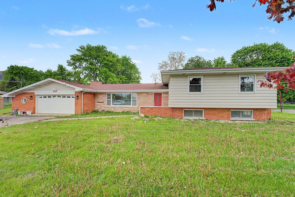 437 N MEACHAM Road, Schaumburg, IL 60173
