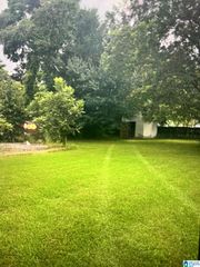 91 VINES AVENUE, Hueytown, AL 35023