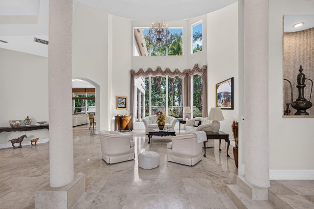 5133 Isabella Drive, Palm Beach Gardens, FL 33418