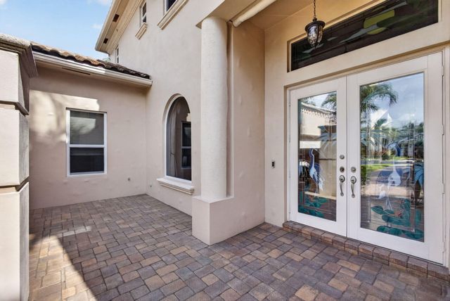 5133 Isabella Drive, Palm Beach Gardens, FL 33418