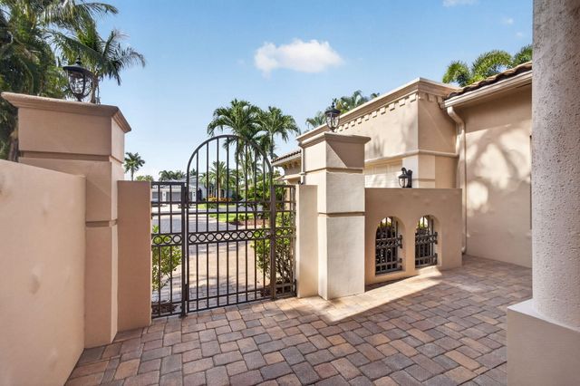 5133 Isabella Drive, Palm Beach Gardens, FL 33418