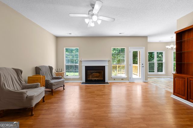 18 Coggins Place, Newnan, GA 30265