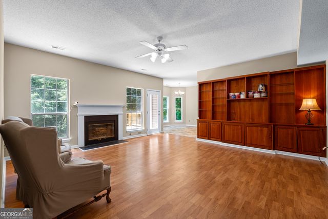 18 Coggins Place, Newnan, GA 30265