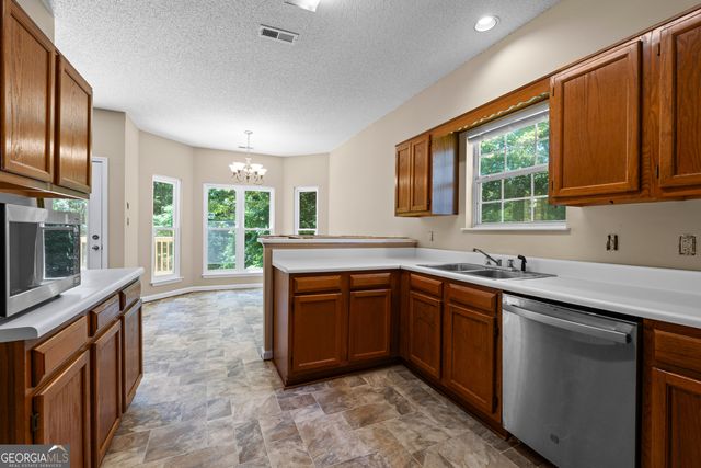 18 Coggins Place, Newnan, GA 30265