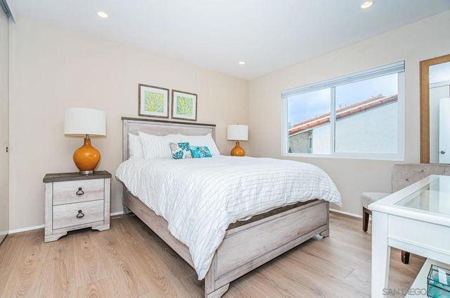 901 Caminito Madrigal E, Carlsbad, CA 92011