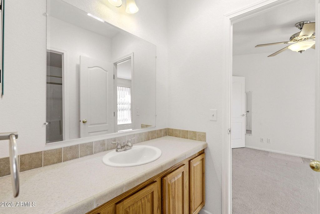 Image 18 of property listing at 5 COUNTY ROAD N8613 Road, Concho, AZ 85924