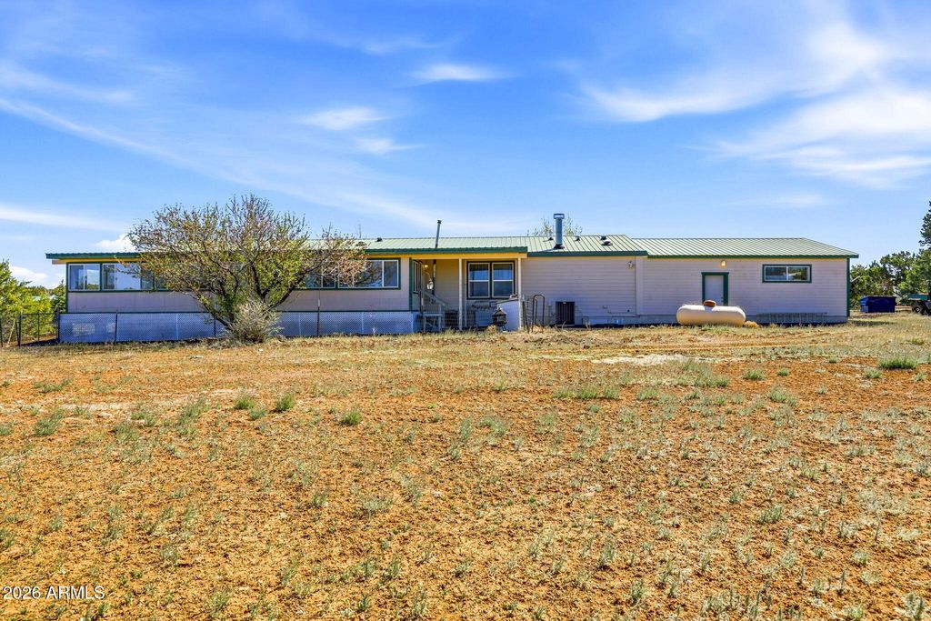 Image 24 of property listing at 5 COUNTY ROAD N8613 Road, Concho, AZ 85924