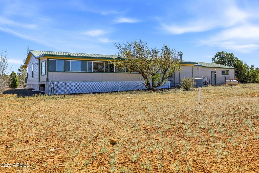 Image 25 of property listing at 5 COUNTY ROAD N8613 Road, Concho, AZ 85924