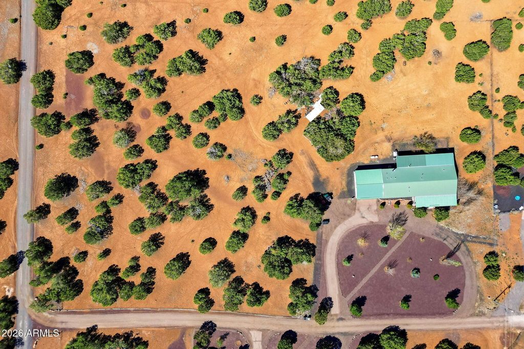 Image 28 of property listing at 5 COUNTY ROAD N8613 Road, Concho, AZ 85924