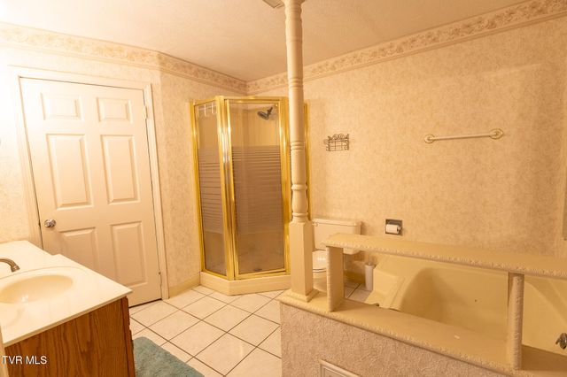 1124 Indian Hills Drive, Bristol, TN 37620