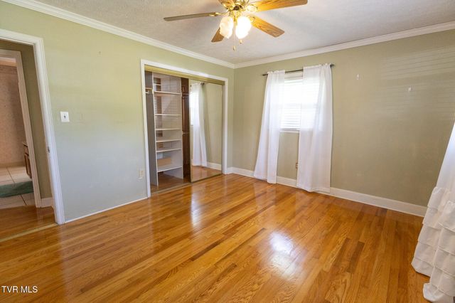 1124 Indian Hills Drive, Bristol, TN 37620