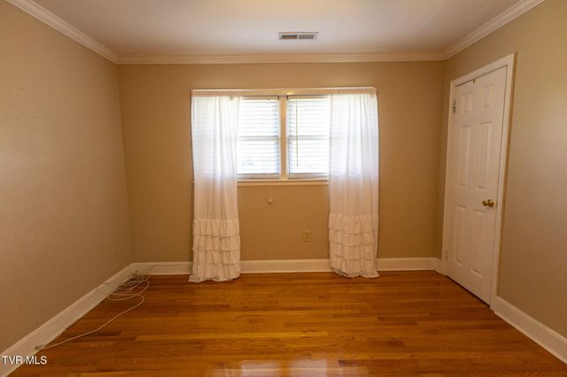 1124 Indian Hills Drive, Bristol, TN 37620