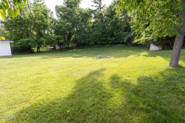 1124 Indian Hills Drive, Bristol, TN 37620