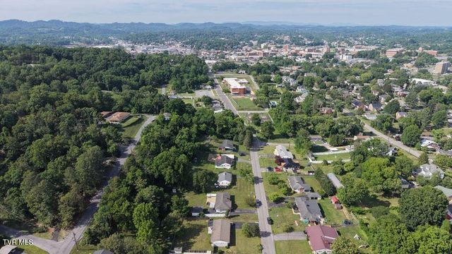 1124 Indian Hills Drive, Bristol, TN 37620