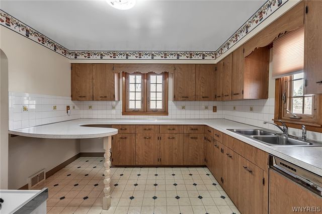 74 Grant Street, Lancaster, NY 14043