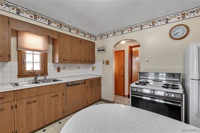 74 Grant Street, Lancaster, NY 14043