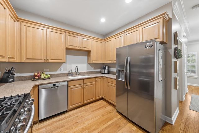 5 W Grove Street, Lombard, IL 60148