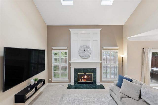 5 W Grove Street, Lombard, IL 60148