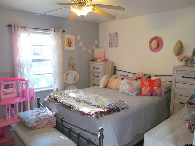 401 Wilkerson St., Winnsboro, TX 75494