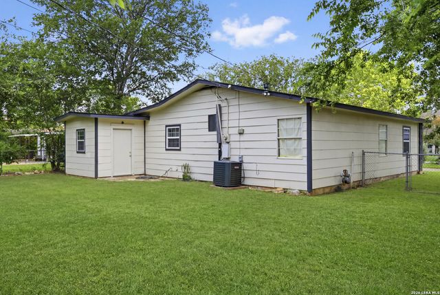 4114 Tropical Dr, San Antonio, TX 78218
