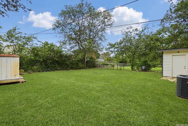 4114 Tropical Dr, San Antonio, TX 78218