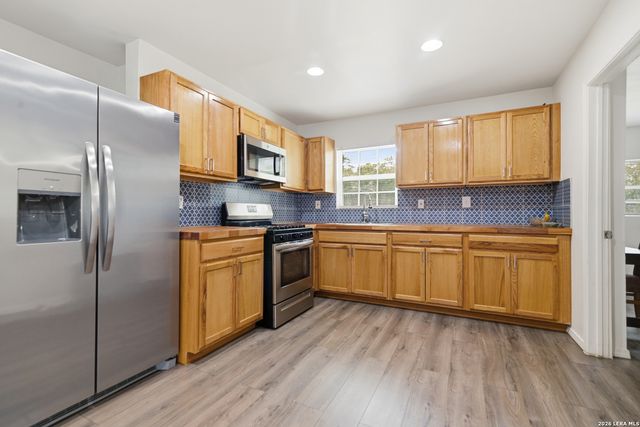 4114 Tropical Dr, San Antonio, TX 78218