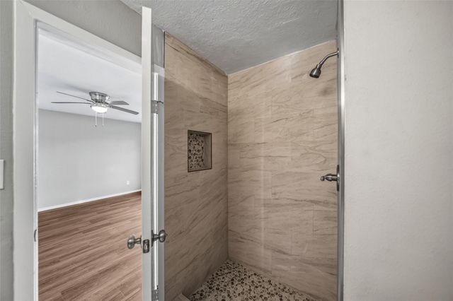 5827 Flax Bourton Street, Humble, TX 77346