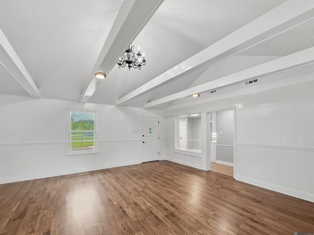 12725 Arnold Rd, Walker, LA 70785