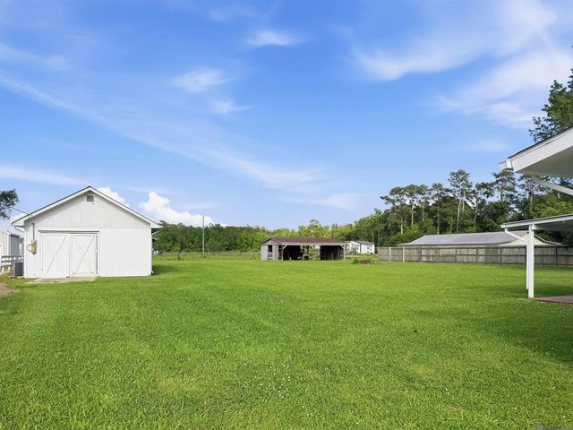 12725 Arnold Rd, Walker, LA 70785