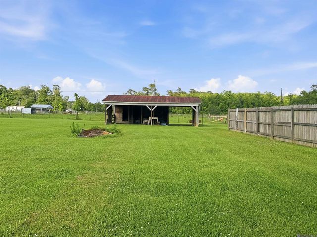 12725 Arnold Rd, Walker, LA 70785