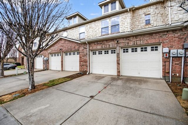 2727 Denali Park Drive, Grand Prairie, TX 75050