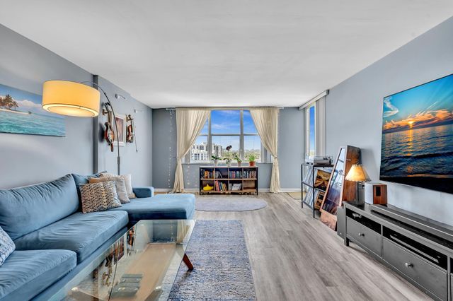 3015 N Ocean Boulevard 16K, Fort Lauderdale, FL 33308
