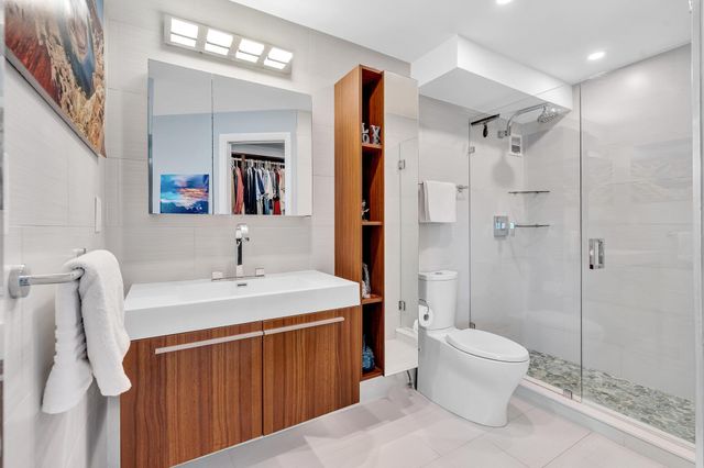 3015 N Ocean Boulevard 16K, Fort Lauderdale, FL 33308