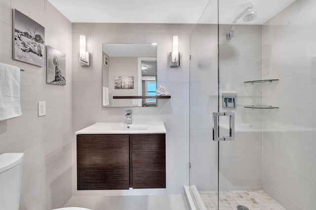 3015 N Ocean Boulevard 16K, Fort Lauderdale, FL 33308