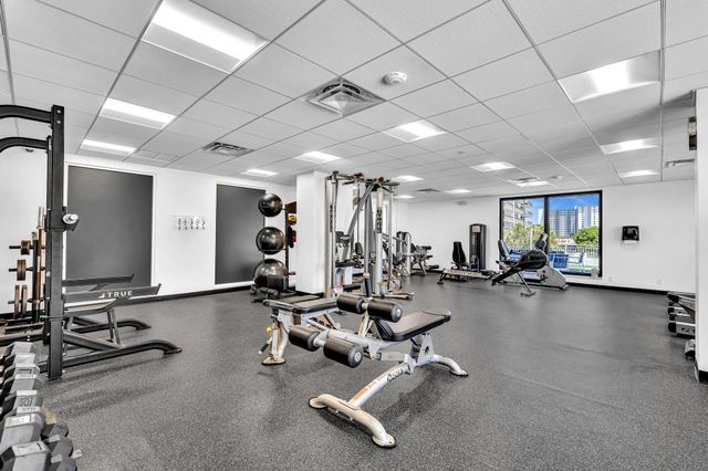 3015 N Ocean Boulevard 16K, Fort Lauderdale, FL 33308