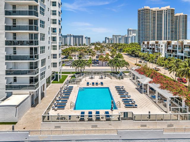 3015 N Ocean Boulevard 16K, Fort Lauderdale, FL 33308