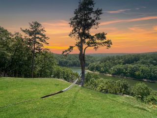 170 Lynn Creek Dr, Fairfield Bay, AR 72088