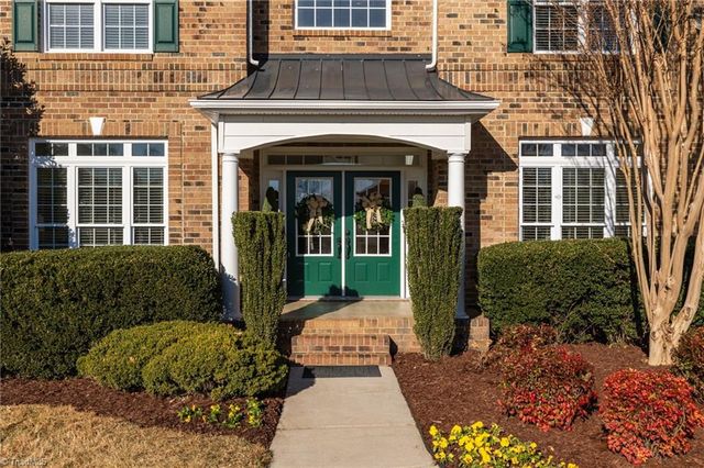 8602 Yvonne Court, Oak Ridge, NC 27310