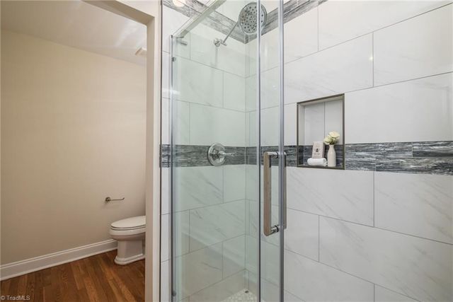 8602 Yvonne Court, Oak Ridge, NC 27310